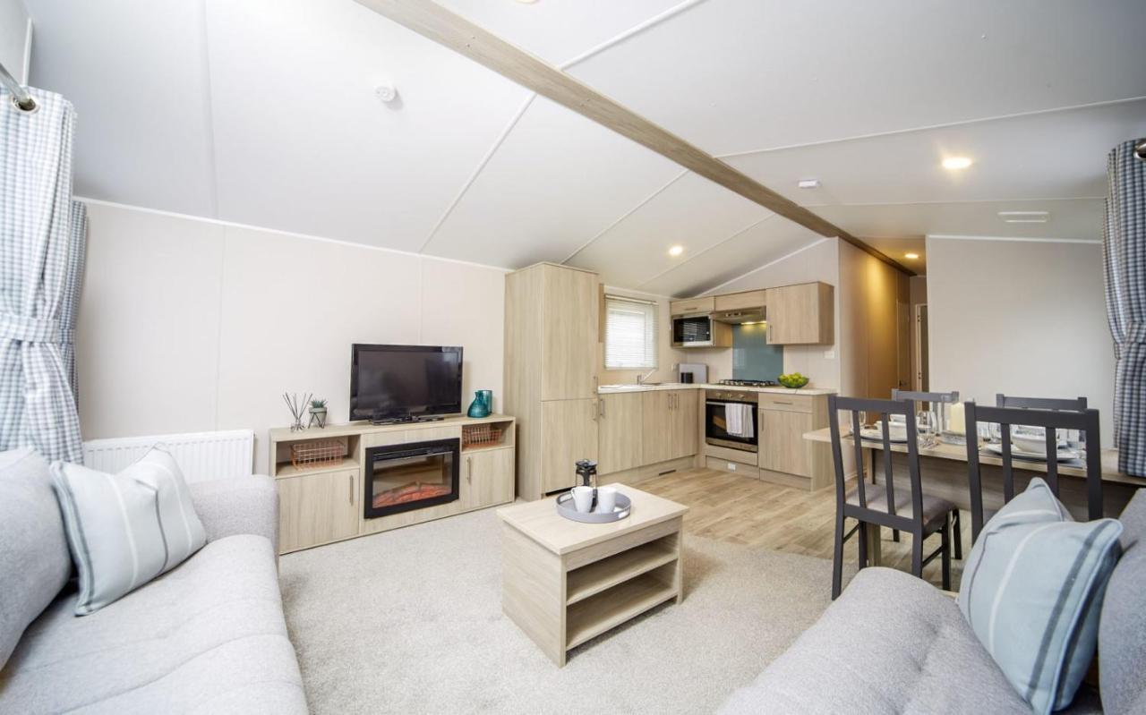 Llanrhidian Holiday Park Llanmorlais Εξωτερικό φωτογραφία