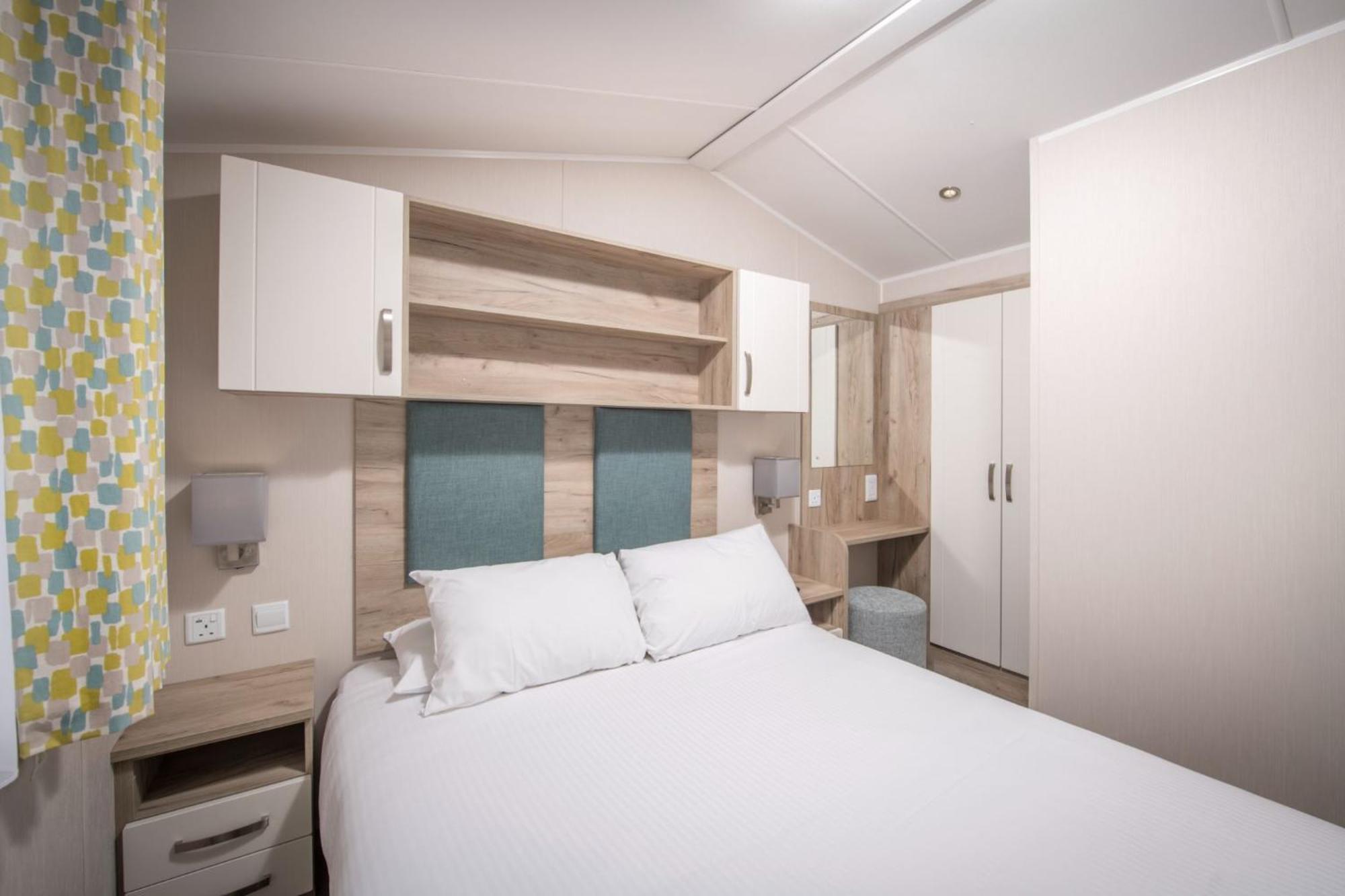 Llanrhidian Holiday Park Llanmorlais Εξωτερικό φωτογραφία
