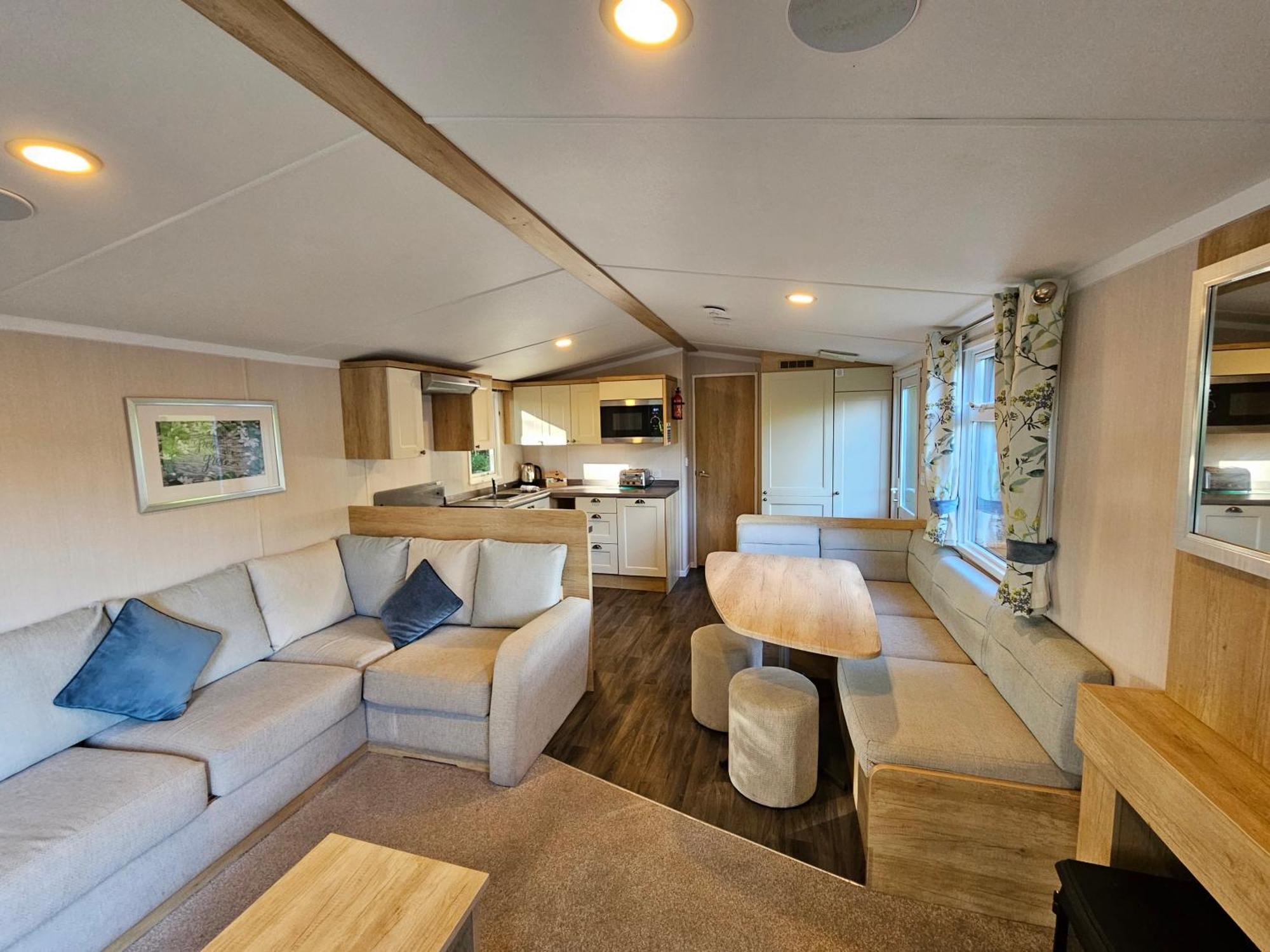 Llanrhidian Holiday Park Llanmorlais Εξωτερικό φωτογραφία